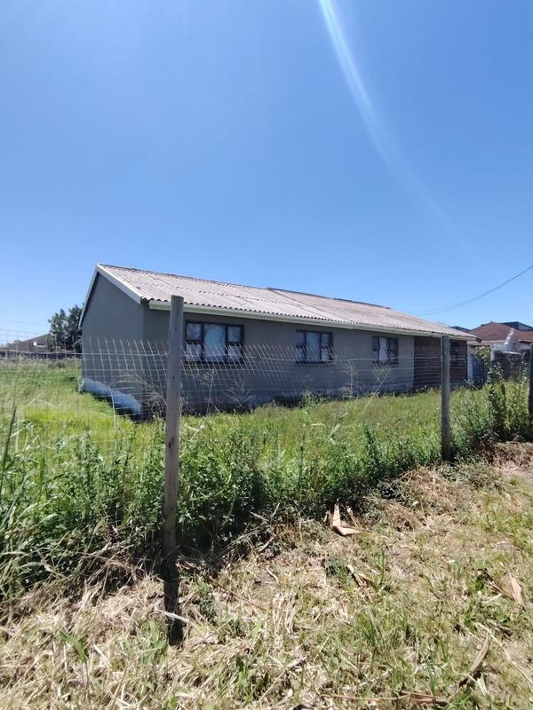 5 Bedroom Property for Sale in Amalinda Eastern Cape